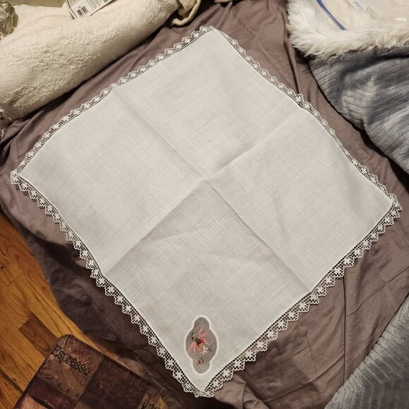Handmade Vintage Linen Napkins Set Of 12 With Embroidered Floral Detail & Lace T - Picture 4 of 15